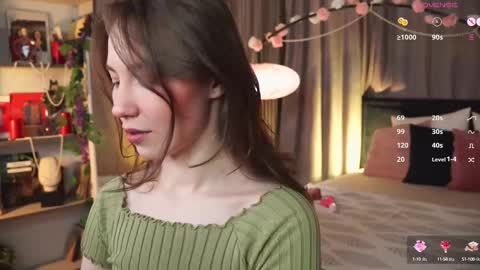 Audrey online show from 02-16-25, 01:38