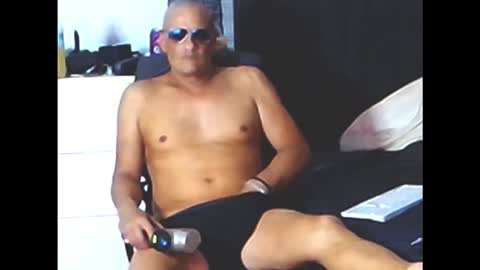 Snapshot of askil8802 chatting on 03-24-26, 11:59 askil8802 online show from 03-24-26, 11:59