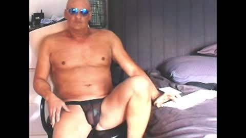 Snapshot of askil8802 chatting on 04-16-26, 07:09 askil8802 online show from 04-16-26, 07:09