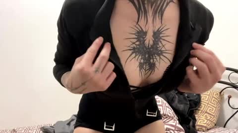 Snapshot of aslaourdi chatting on 04-06-26, 06:31 aslaourdi online show from 04-06-26, 06:31