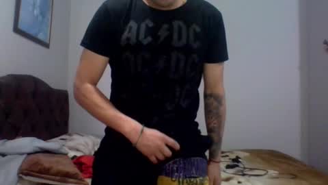 Antonio online show from 02-18-25, 03:54