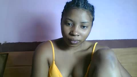 asmiraa online show from 03-12-26, 10:43