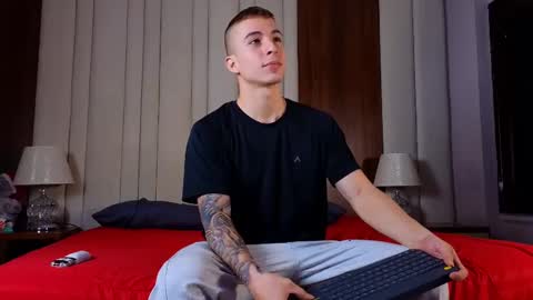 Snapshot of asmodeo_cox chatting on 01-07-25, 11:03 Asmodeo - online show from 01-07-25, 11:03