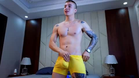 Snapshot of asmodeo_cox chatting on 01-11-25, 12:01 Asmodeo - online show from 01-11-25, 12:01