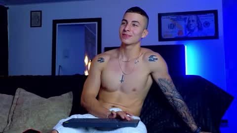 Snapshot of asmodeo_cox chatting on 02-07-25, 09:58 Asmodeo - online show from 02-07-25, 09:58