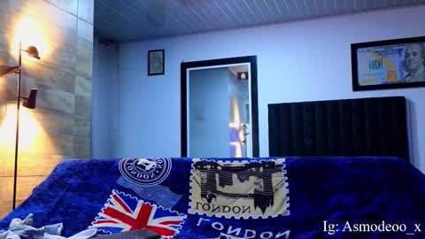 Snapshot of asmodeo_cox chatting on 09-09-25, 05:07 Asmodeo - online show from 09-09-25, 05:07