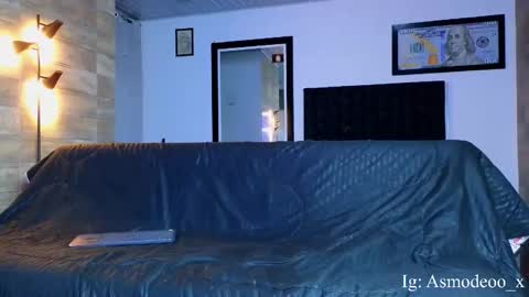 Snapshot of asmodeo_cox chatting on 10-01-25, 09:15 Asmodeo - online show from 10-01-25, 09:15