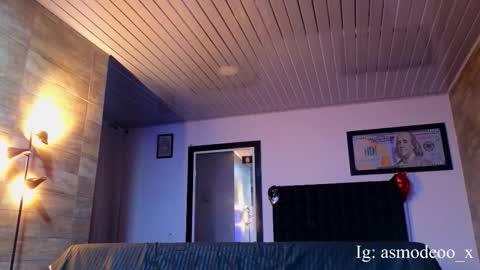 Snapshot of asmodeo_cox chatting on 10-18-25, 02:14 Asmodeo - online show from 10-18-25, 02:14