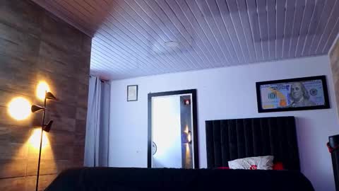 Snapshot of asmodeo_cox chatting on 11-08-25, 06:29 Asmodeo - online show from 11-08-25, 06:29