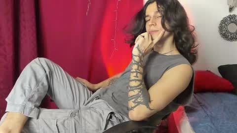 asmodeuszz online show from 12-03-24, 08:39