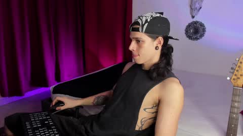 asmodeuszz online show from 01-20-25, 05:26