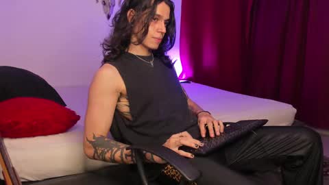 asmodeuszz online show from 02-15-25, 06:55