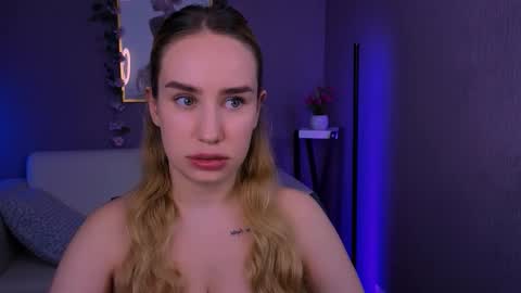 Snapshot of asol_muah chatting on 12-20-25, 10:50 Asol online show from 12-20-25, 10:50