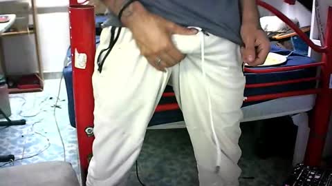 Snapshot of aspisonty chatting on 12-01-25, 05:56 aspisonty online show from 12-01-25, 05:56