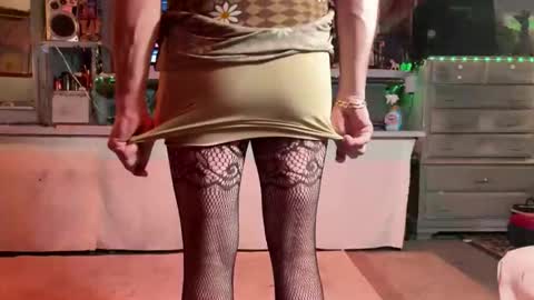 SIR WILLIAM online show from 12-20-25, 08:54