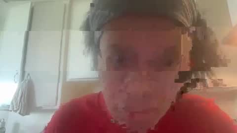 Snapshot of assert32 chatting on 09-10-25, 06:08 Patty online show from 09-10-25, 06:08