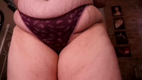 Snapshot of assgives chatting on 04-30-26, 03:35 Eva online show from 04-30-26, 03:35