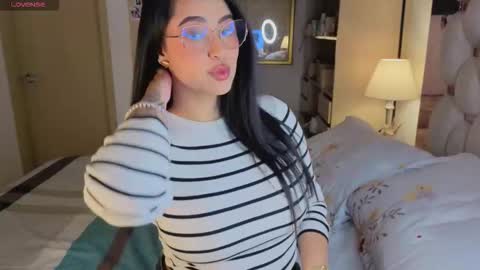 Ashley online show from 02-25-26, 03:16