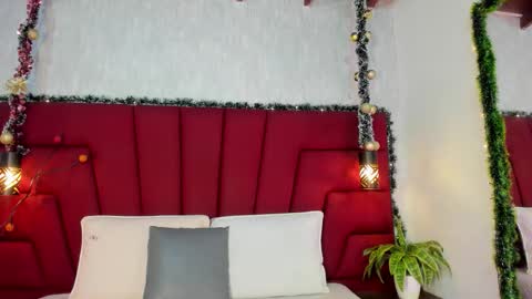Snapshot of asshley_cute chatting on 12-20-25, 06:48 instagramsoofiaa giraldo online show from 12-20-25, 06:48