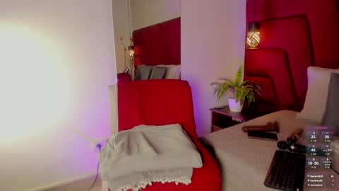 Snapshot of asshley_cute chatting on 04-19-26, 06:10 instagramsoofiaa giraldo online show from 04-19-26, 06:10