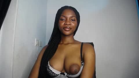 Snapshot of assy_ebony chatting on 04-18-26, 08:31 Lily online show from 04-18-26, 08:31