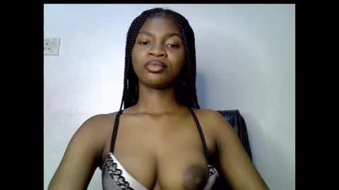 Snapshot of assy_ebony chatting on 04-26-26, 08:17 Lily online show from 04-26-26, 08:17