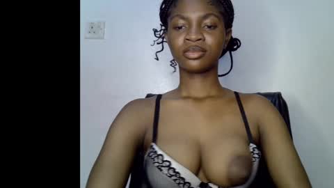 Snapshot of assy_ebony chatting on 05-07-26, 08:25 Lily online show from 05-07-26, 08:25