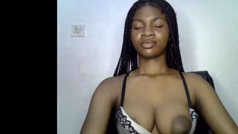Snapshot of assy_ebony chatting on 05-08-26, 09:31 Lily online show from 05-08-26, 09:31