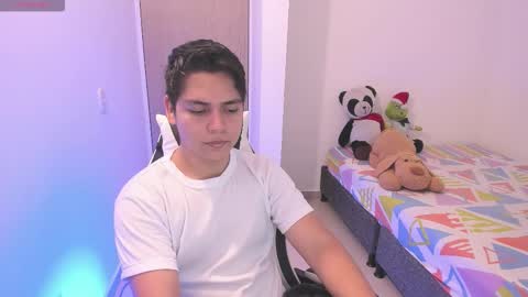 Snapshot of asta_kuro chatting on 03-16-26, 05:44 Asta Kuno online show from 03-16-26, 05:44