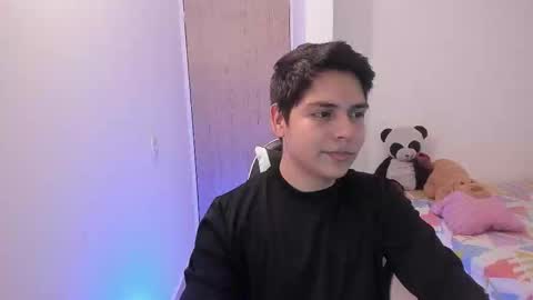 Snapshot of asta_kuro chatting on 03-18-26, 05:10 Asta Kuno online show from 03-18-26, 05:10