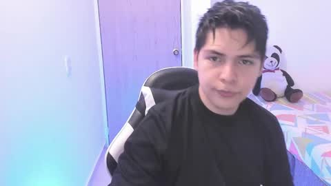 Snapshot of asta_kuro chatting on 03-23-26, 11:20 Asta Kuno online show from 03-23-26, 11:20