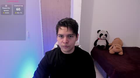 Snapshot of asta_kuro chatting on 04-13-26, 12:05 Asta Kuno online show from 04-13-26, 12:05