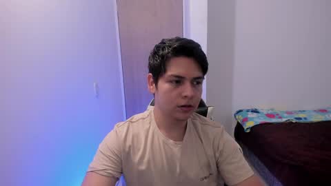 Snapshot of asta_kuro chatting on 04-16-26, 01:50 Asta Kuno online show from 04-16-26, 01:50