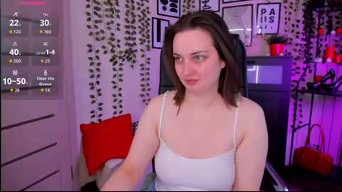 Snapshot of astarte_aste chatting on 07-20-26, 11:56 astarte_aste online show from 07-20-26, 11:56