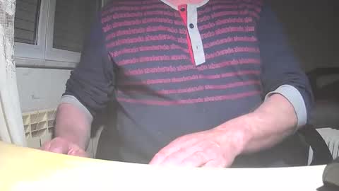 Snapshot of astelover chatting on 11-03-25, 08:32 astelover online show from 11-03-25, 08:32