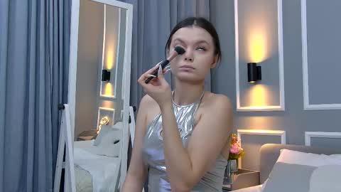 Snapshot of asterquinn chatting on 02-05-26, 03:49 Aster Quinn online show from 02-05-26, 03:49