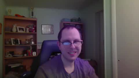 Snapshot of astg94 chatting on 11-14-25, 02:43 Andrew or Smiley Read the message in bold above the bio design for info on the situation. online show from 11-14-25, 02:43