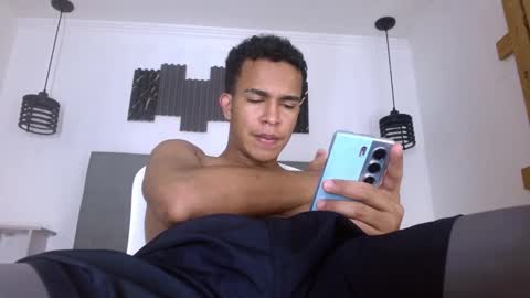 Aston  online show from 02-14-26, 06:15