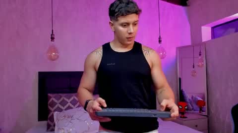 Snapshot of astonhills chatting on 04-10-26, 04:50 astonhills online show from 04-10-26, 04:50