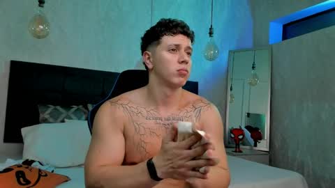 Snapshot of astonhills chatting on 04-11-26, 09:02 astonhills online show from 04-11-26, 09:02