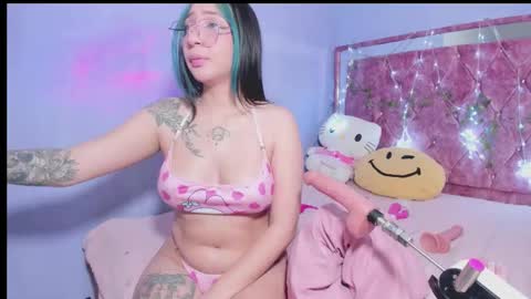 Kitty online show from 11-08-25, 09:35