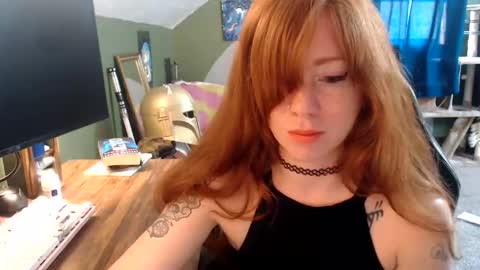 AstraeaSiren online show from 05-25-26, 05:41