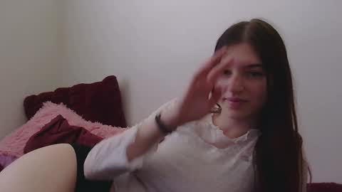 Astrid online show from 12-20-25, 07:43