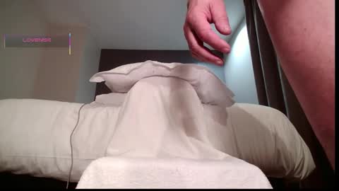 Franck online show from 11-18-25, 04:44