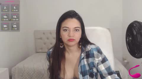 Snapshot of astrolover_ chatting on 01-09-26, 01:41 camila online show from 01-09-26, 01:41