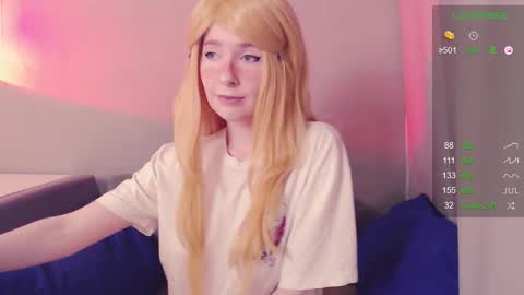 Snapshot of astromy chatting on 09-09-25, 06:18 Bonnie online show from 09-09-25, 06:18