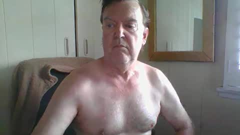 Snapshot of astute008 chatting on 01-06-26, 11:51 astute008 online show from 01-06-26, 11:51