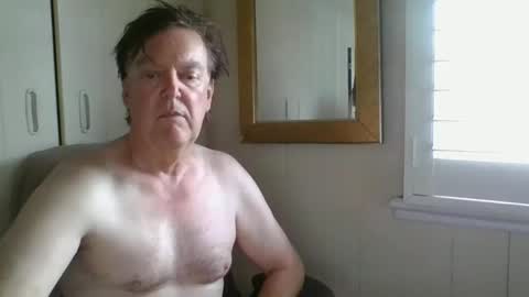 Snapshot of astute008 chatting on 02-04-26, 06:52 astute008 online show from 02-04-26, 06:52