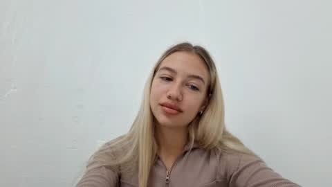 Diana online show from 10-19-25, 09:54