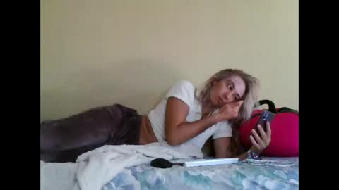 AsyaLu online show from 09-19-25, 08:49